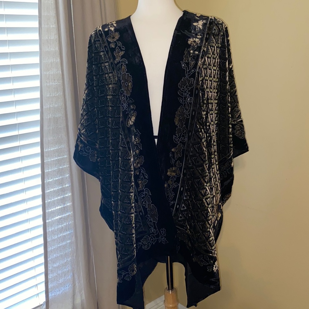 Velvet Burnout Kimono, No Size Tag
